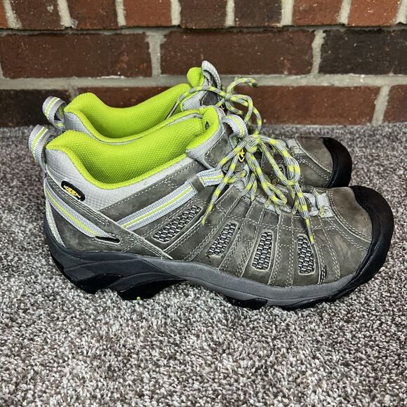Keen Women's Voyageur Hiking Boots - Picture 3 of 9
